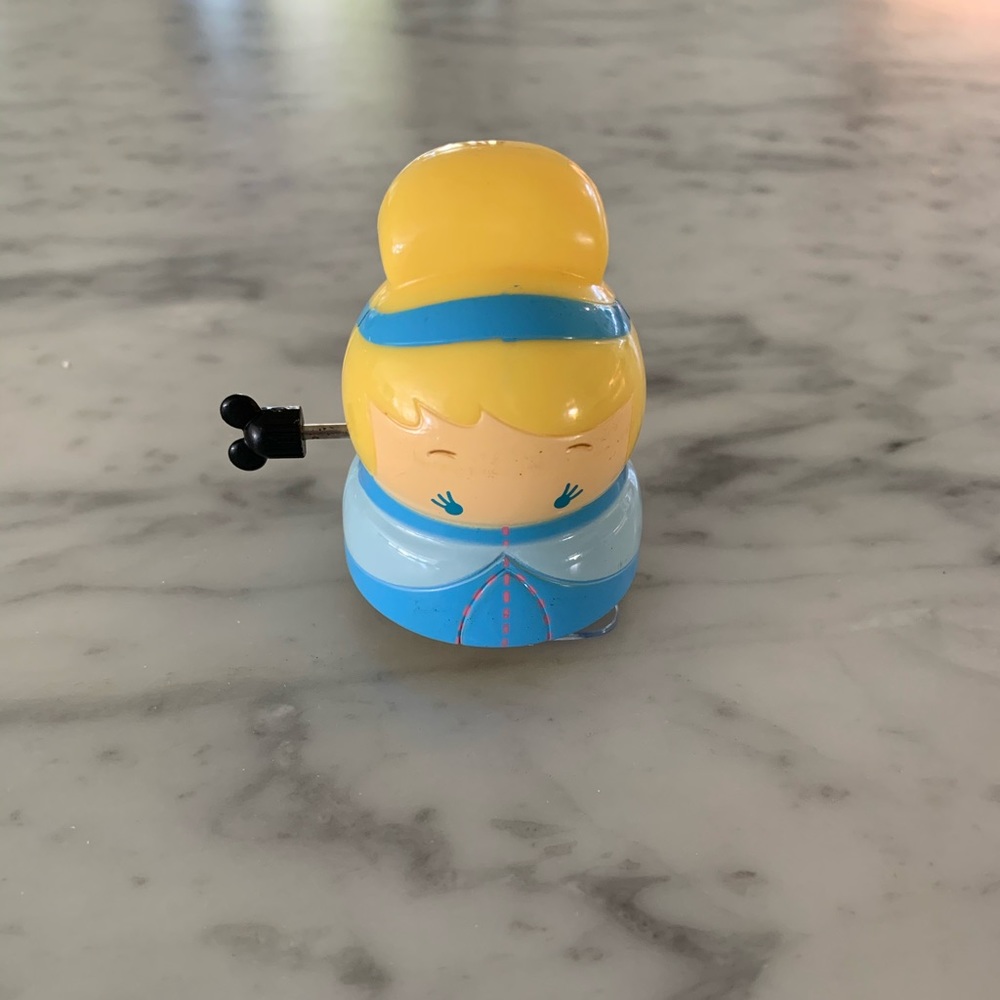 Cinderella Wind up Toy Disney